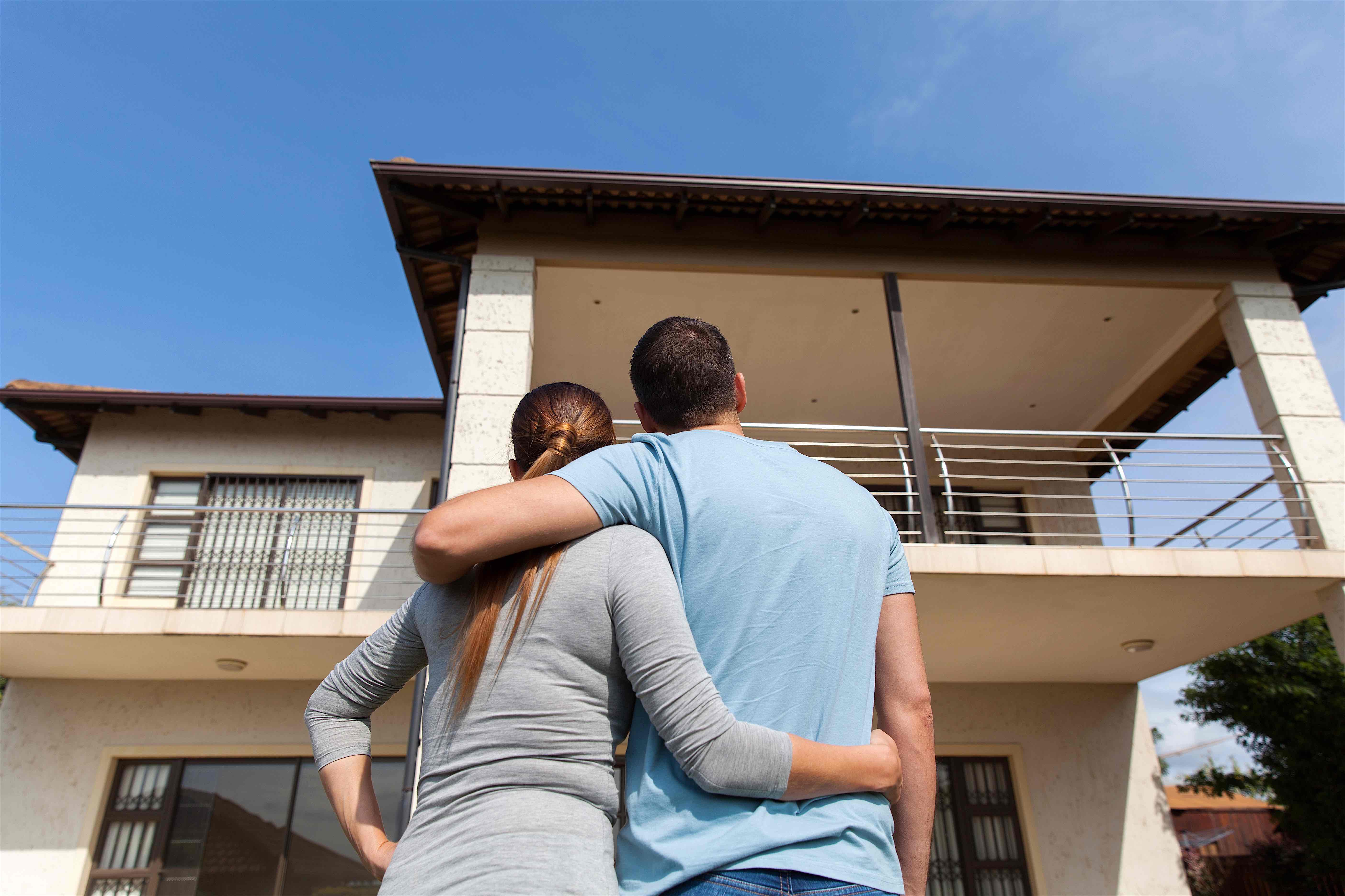 10 Things You Need to do Before Buying the House of Your Dreams